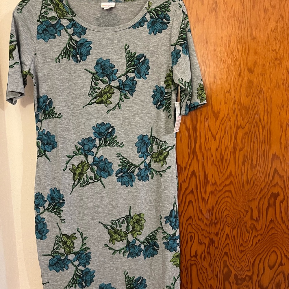 LuLaRoe large Julia Gray